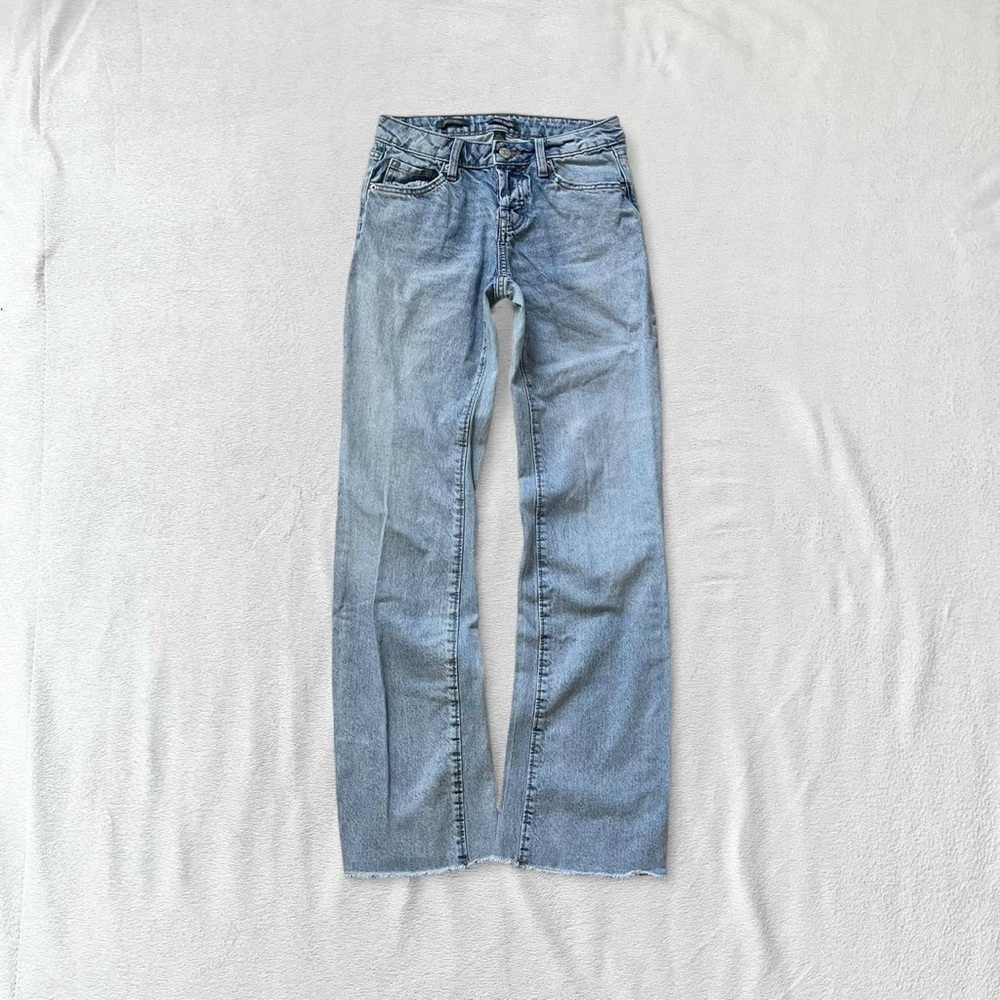 Wild Fable Low-Rise Bootcut Flare Multi-Button Light Blue Jeans, Women’s 0 (XS)